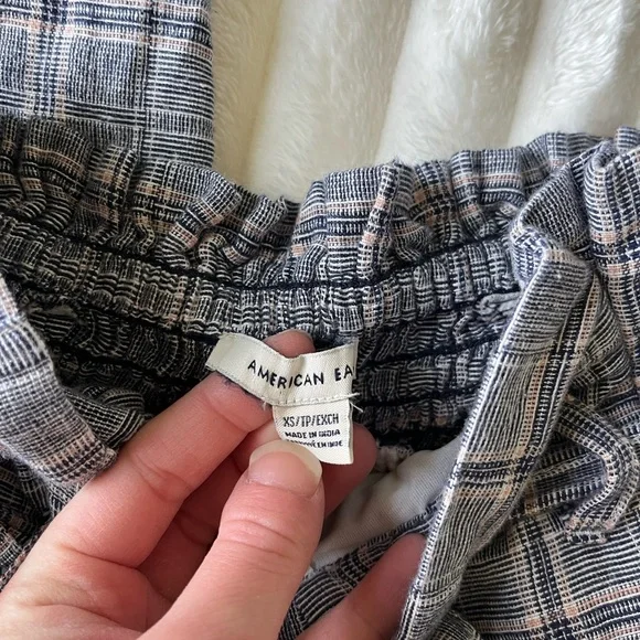 American Eagle Paperbag pants - Picture 6 of 8